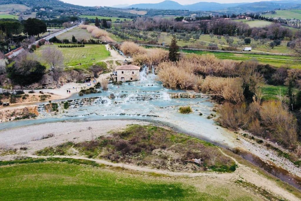 A Casa Di Claudia Apartment Saturnia Bagian luar foto